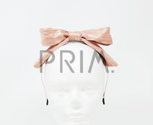 Load image into Gallery viewer, METALLIC SUEDE WIRE BOW HEADBAND