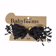 Load image into Gallery viewer, HEIRLOOMS STRINGY BOW PEARLS BABY BANDS