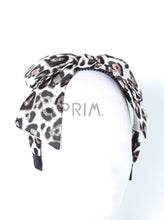 Load image into Gallery viewer, DACEE SILK BOW HEADBAND