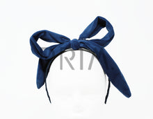 Load image into Gallery viewer, PARTY BOW VELOUR HEADBAND
