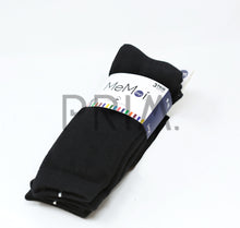 Load image into Gallery viewer, MEMOI 3 PACK FLAT SOCKS
