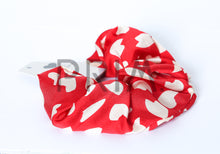 Load image into Gallery viewer, SILK SCRUNCHY
