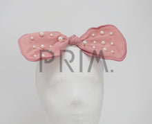 Load image into Gallery viewer, SCATTERED PEARLS BOW BABY HEADBAND
