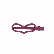 Load image into Gallery viewer, HEIRLOOMS PAINTED HOLLOW HEART CLIP
