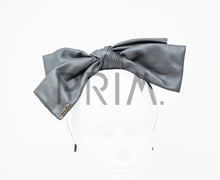 Load image into Gallery viewer, LEATHER FLUFFY BOW HEADBAND
