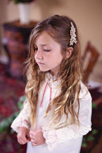 Load image into Gallery viewer, BABYS BREATH ROYAL CLIP
