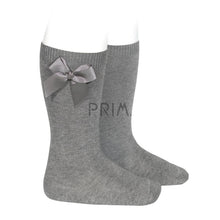 Load image into Gallery viewer, KNEE SOCK WITH GROSGRAIN BOW
