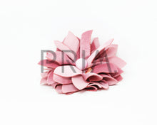 Load image into Gallery viewer, VELVET FLOWER CLIP
