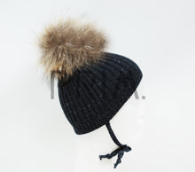 Load image into Gallery viewer, METALLIC POM POM HAT

