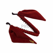 Load image into Gallery viewer, VELVET PETAL BANANA CLIP
