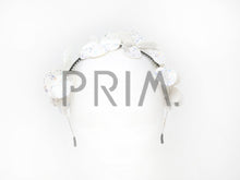 Load image into Gallery viewer, SUEDE FLOWERS AROUND HEADBAND
