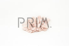 Load image into Gallery viewer, METALLIC THREE FLOWERS CLIP
