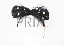 Load image into Gallery viewer, TULLE PEARL WRAP
