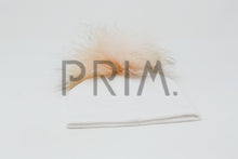 Load image into Gallery viewer, POM POM CUFF HAT
