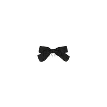 Load image into Gallery viewer, HEIRLOOMS BUTTERFLY PRINT SMALL BOW
