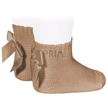 Load image into Gallery viewer, MOSS STITCH SOCK WITH BOW
