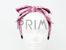 Load image into Gallery viewer, CRUSHED VELVET HEADBAND

