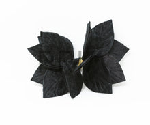 Load image into Gallery viewer, VELVET BLOSSOMS HAIRPIN
