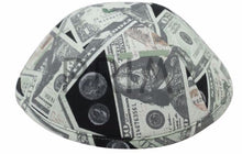 Load image into Gallery viewer, LUREX SPARKLE POM POM HAT
