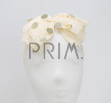 Load image into Gallery viewer, TULLE WITH SEQUIN BOW BABY HEADBAND
