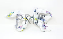 Load image into Gallery viewer, BUTTERFLY PRINT COVERED WITH TIE BOW CLIP
