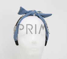 Load image into Gallery viewer, NEWSPAPER BOW HEADBAND
