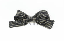 Load image into Gallery viewer, METALLIC SUEDE WIRE BOW CLIP
