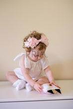 Load image into Gallery viewer, PROJECT 6 PLEAT RIBBON WRAP
