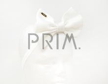 Load image into Gallery viewer, BURLAP STANDING BOW BABY HEADBAND
