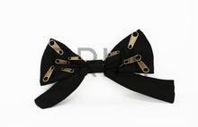 Load image into Gallery viewer, ZIPPER PULL BOW CLIP
