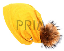 Load image into Gallery viewer, RIBBED COTTON BEANIE RACOON POM POM
