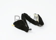 Load image into Gallery viewer, METALLIC TRIMMED BANANA CLIP
