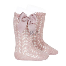 Load image into Gallery viewer, CONDOR CROCHET KNEE SOCK WITH BOW

