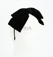 Load image into Gallery viewer, DACEE VELVET BOW HEADBAND

