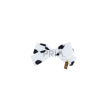 Load image into Gallery viewer, HEIRLOOMS COTTON HEARTSY MINI BOW CLIP
