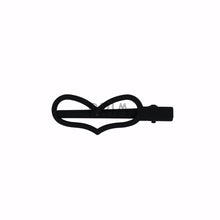 Load image into Gallery viewer, HEIRLOOMS PAINTED HOLLOW HEART CLIP
