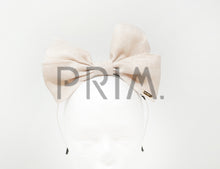 Load image into Gallery viewer, LINEN STANDING BOW HEADBAND
