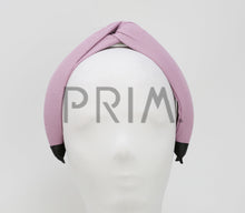 Load image into Gallery viewer, RIBBED TWIST CENTER HEADBAND

