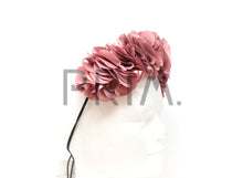 Load image into Gallery viewer, PARTIAL FLORAL WREATH
