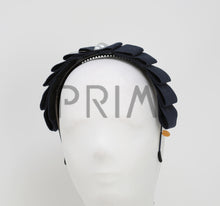 Load image into Gallery viewer, RIBBED LAYERED BOW WITHE PEARLS CENTER HEADBAND
