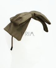Load image into Gallery viewer, DACEE VELVET BOW HEADBAND
