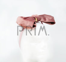 Load image into Gallery viewer, VELVET BLISS HEADWRAP
