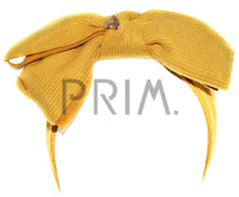 Load image into Gallery viewer, WOOL BOW WRAP
