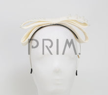 Load image into Gallery viewer, LAYERED BOW WITH PEARLS HEADBAND
