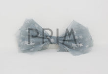 Load image into Gallery viewer, METALLIC STARS TULLE BOW CLIP
