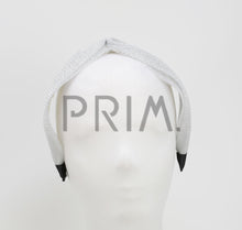 Load image into Gallery viewer, METALLIC TWIST CENTER HEADBAND
