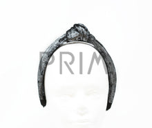 Load image into Gallery viewer, METALLIC VELVET KNOT HEADBAND
