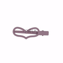 Load image into Gallery viewer, HEIRLOOMS PAINTED HOLLOW HEART CLIP
