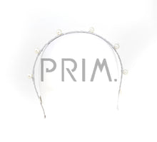 Load image into Gallery viewer, SATIN SCATTERED PEARLS SINGLE HEADBAND
