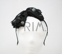 Load image into Gallery viewer, TULLE WITH SEQUINS BOW HEADBAND
